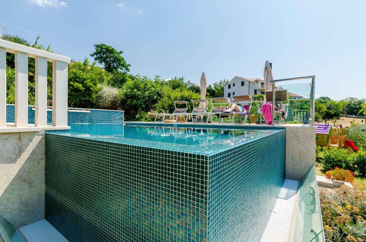 Villa La Vagabonda オラサック エクステリア 写真